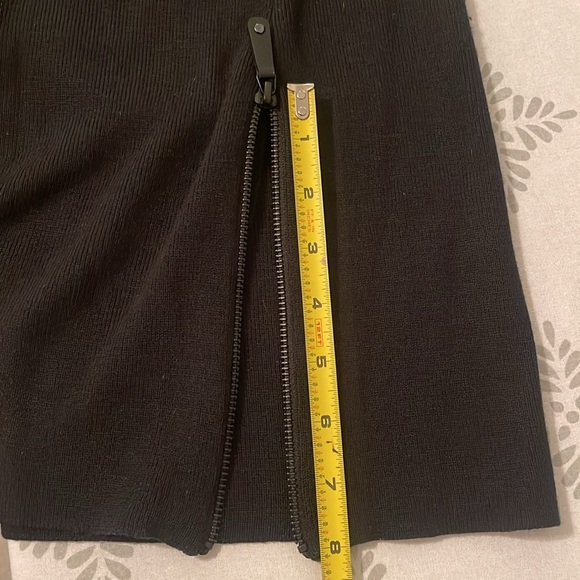 Nanette Lepore Black Sweater Vest with side zippers Size Small EUC - Picture 10 of 11